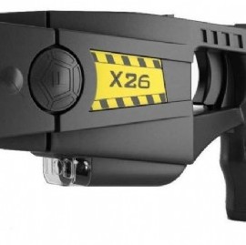 Primer cortocircuito de Fernández con Kicillof: por economía no, sino por Berni y las pistolas Taser
