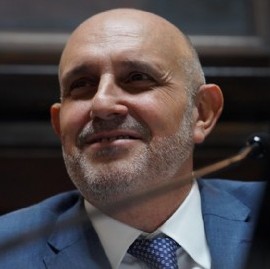 Tras el anuncio de Kicillof, el presidente de la Cámara de Diputados resolvió suspender la sesión