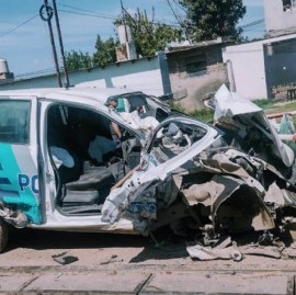 Pilar: dos policías bonaerenses se salvaron de milagro tras el choque de su camioneta con un tren