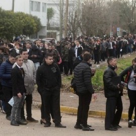A propósito de la larga cola frente a la Cárcel de Olmos