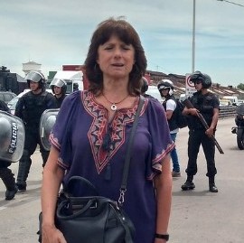Dirigente de izquierda pide "no militarizar Villa Azul", sino "más test y cuarentena Fase 1"