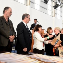 La UNLP entregó legajos reparados como estudiantes de Humanidades de Diana Teruggi, Carlotto y Walsh