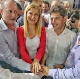 Fernández y Fernández impulsan la pipa de la paz en la Provincia con la fórmula Kicillof-Magario