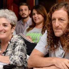 Gobierno y gremios estatales bonaerenses siguen sin acuerdo y Kicillof aumenta sueldos por decreto