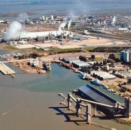 Bahía Blanca: considerarán "almacenaje flotante" a buques con petróleo fondeado frente a su Puerto