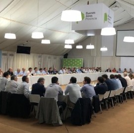 Kicillof recibió a intendentes de Juntos por el Cambio: obras, Fondo educativo y seguridad, los ejes