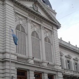 La Justicia argentina: ¿Último bastión monárquico?