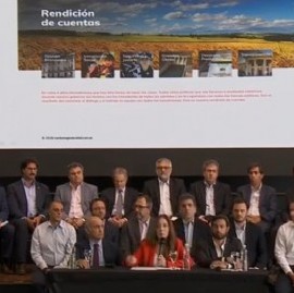 La gobernadora Vidal, con tribuna propia, realizó su "Rendición de Cuentas"