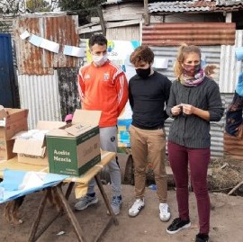 La Plata: Fundación que asiste a mujeres, comprometida en plena Pandemia con alimentos y prevención