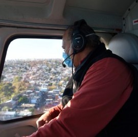 Villa Azul: el ministro Sergio Berni continuó supervisando los trabajos de aislamiento sanitario