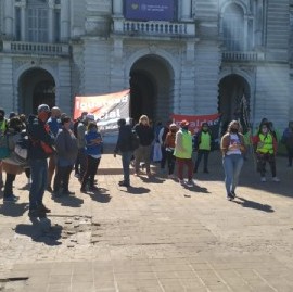 La Plata: cooperativistas cobran $ 7.250 y reclaman el pago de un bono de emergencia de $ 5.000