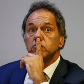 Daniel Scioli contra las cuerdas por denuncia de Lavado de Dinero