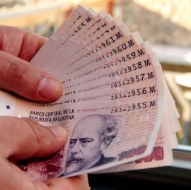 Según un informe, cuatro de cada diez empresas no pagaron el bono de fin de año