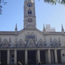 Roban la alcancía de la histórica Basílica San Ponciano de La Plata