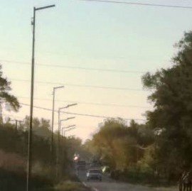 La Plata: vecinos denuncian que la Municipalidad quita luminarias LED para inaugurarlas en otro lado