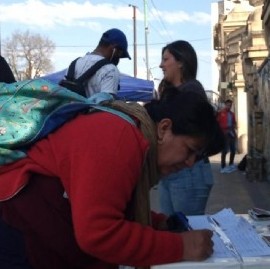 Congelamiento de precios de alimentos y tarifas: fuerte respaldo con una campaña de firmas