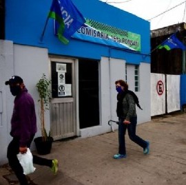 La Plata: denuncian a cuatro policías de la comisaría de Villa Ponsati por abuso de autoridad