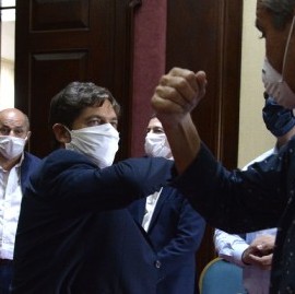 Kicillof recibió a intendentes para ajustar detalles de la "cuarentena administrada"