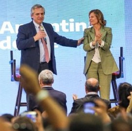 Alberto Fernández, en La Plata: "El domingo terminemos este tiempo llenando las urnas de votos"