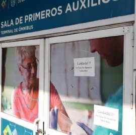 Terminal de Ómnibus de La Plata: la Sala sanitaria y la columna que chocan diariamente piden auxilio