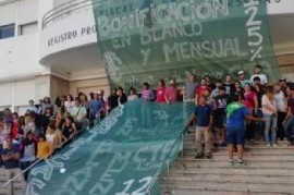 Gobierno: se inició el paro y estado de asamblea de los trabajadores del Registro de las Personas