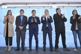El gobernador Kicillof dijo que busca "acercar las fuerzas de seguridad a la  comunidad"