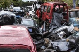 Sigue el convenio Nación-Provincia para compactar y vender como chatarra vehículos decomisados