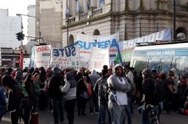 Este lunes arranca un nuevo paro docente, que continuará el martes con la adhesión al paro general