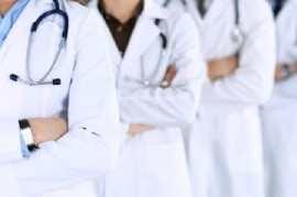 El Gobierno bonaerense anunció un nuevo reglamento para médicas y médicos residentes