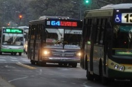 Un ministro bonaerense se metió en la pelea Nación-CABA por el traspaso de colectivos