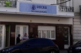 ¿UOCRA La Plata o estadio de fútbol?:  Barrabravas mandan y el prófugo que, al final, era inquilino