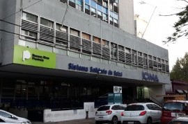 Un fallo judicial ordena a IOMA proveer de forma urgente insumos para que puedan operar a una mujer
