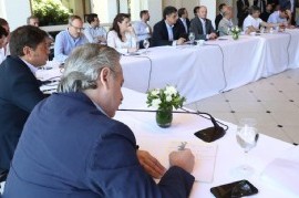 El presidente Fernández analizó acciones junto a intendentes del Área Metropolitana de Buenos Aires