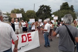 Vecinos de La Plata le dijeron "No al bajo nivel de 1 y 32"