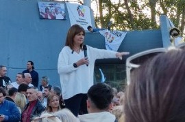 Patricia Bullrich estuvo en La Plata para respaldar a uno de sus precandidatos a intendente