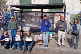 Adiós al adoquinado platense: carrera por el asfalto de plazas emblemáticas de la ciudad