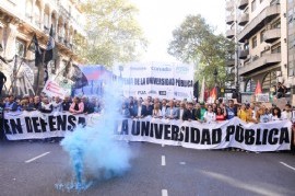 La convocatoria en Plaza de Mayo en defensa de la Universidad Pública fue impactante y masiva