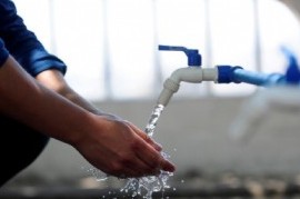 Es imperioso un giro de 180° en el servicio de agua y saneamiento bonaerense