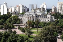 Con la convocatoria a sesiones extraordinarias, se oficializó el primer decreto de Kicillof