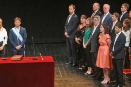 Kicillof a su Gabinete: "Los quiero militantes, pero no partidarios, sino con compromiso de función"