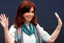 La vicepresidenta Cristina Fernández de Kirchner renunció a cobrar su salario desde el 1° de abril