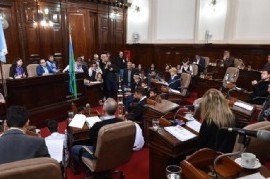 Ante el fracaso evidente de la quincena, concejales de La Plata piden sesionar una vez por semana