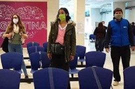 La Plata: mientras se entregaban Tarjetas Alimentar realizaron una jornada contra la discriminación