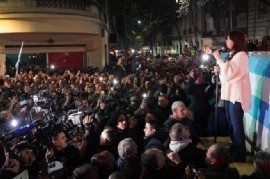 Tras las tensiones con el Gobierno de la Ciudad, la vicepresidenta mandó a descansar a la militancia