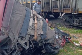 Accidente milagroso en Ensenada: no había ocupantes en el auto que fue arrollado por un tren