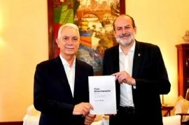 Alak y Susbielles firmaron un "hermanamiento" entre La Plata y Bahía Blanca