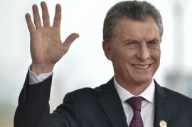 Mauricio Macri dice que "el mundo reconoce que estamos haciendo las cosas bien". ¿Y los argentinos?