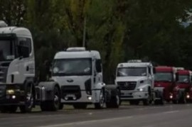 Peligro de desabastecimiento: camioneros dicen ser maltratados y analizan medidas de fuerza