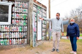 La Plata: construyen casas con botellas recicladas en el Día Mundial del Medio Ambiente