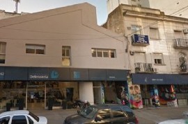 La Defensoría bonaerense presentó un amparo para que se declare inconstitucional el DNU de Milei
